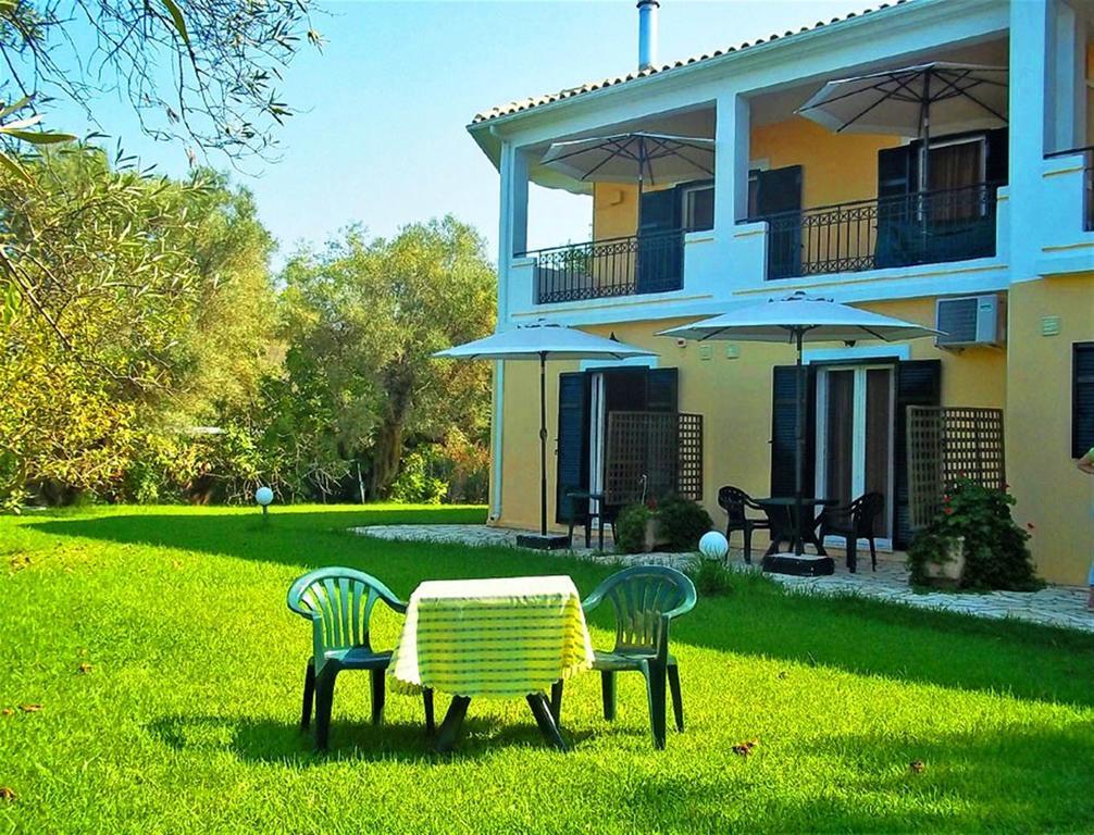 Studios Niki B Lefkada City Exterior foto
